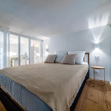 Apartment L'appart Du Soleil, Wifi,hyper Centre,2 Personnes *