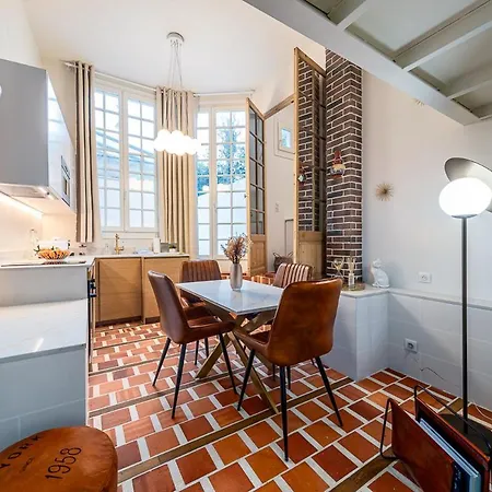 L'appart Du Soleil, Wifi,hyper Centre,2 Personnes Apartment *