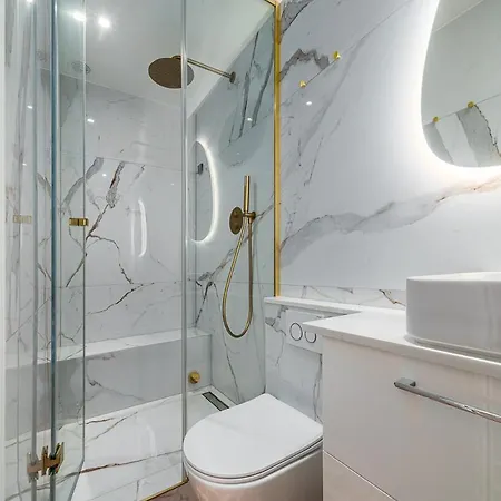 L'appart Du Soleil, Wifi,hyper Centre,2 Personnes Daire *